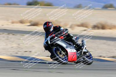 media/Jan-08-2022-SoCal Trackdays (Sat) [[1ec2777125]]/Turn 4 (1145am)/